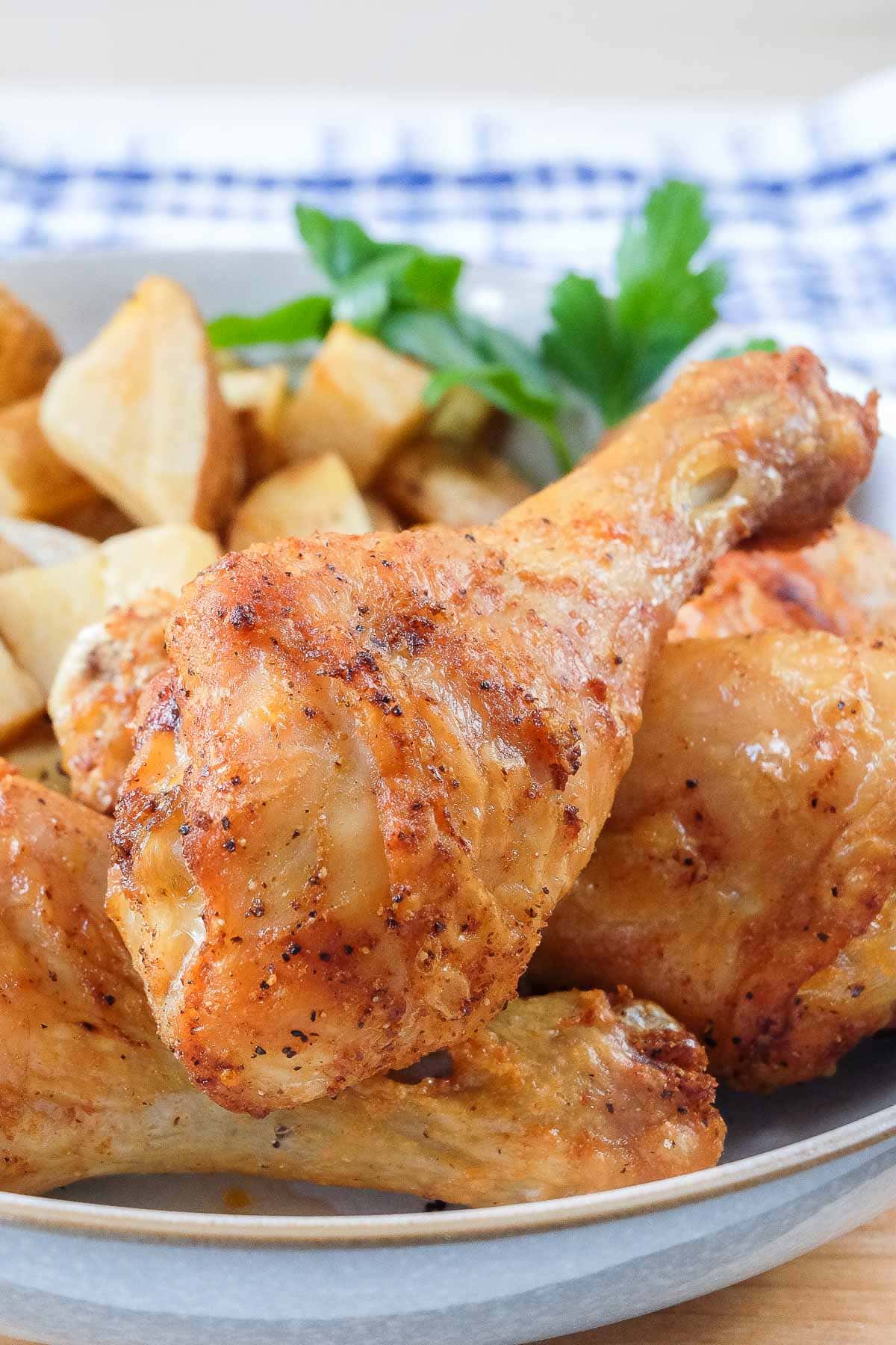 Crispy Air Fryer Chicken Drumsticks JRQVRN